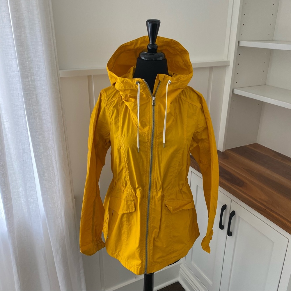 Athleta Raincoat